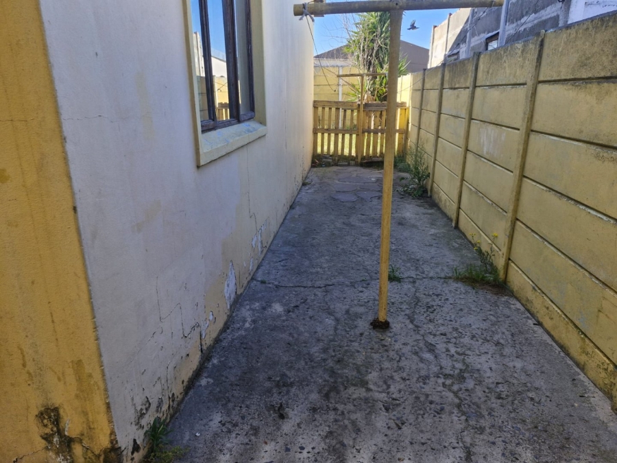  Bedroom Property for Sale in Belhar Western Cape